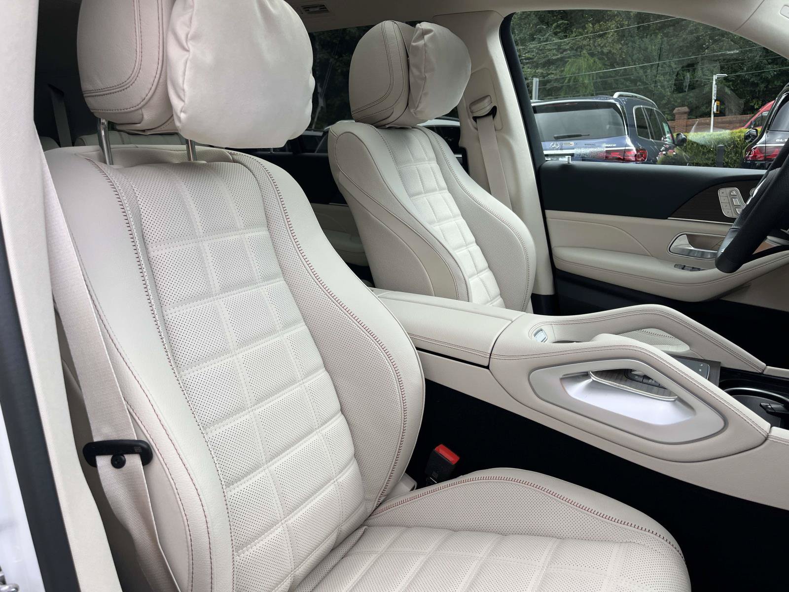 New 2027 Mercedes-Benz GLS 450 4MATIC image 54
