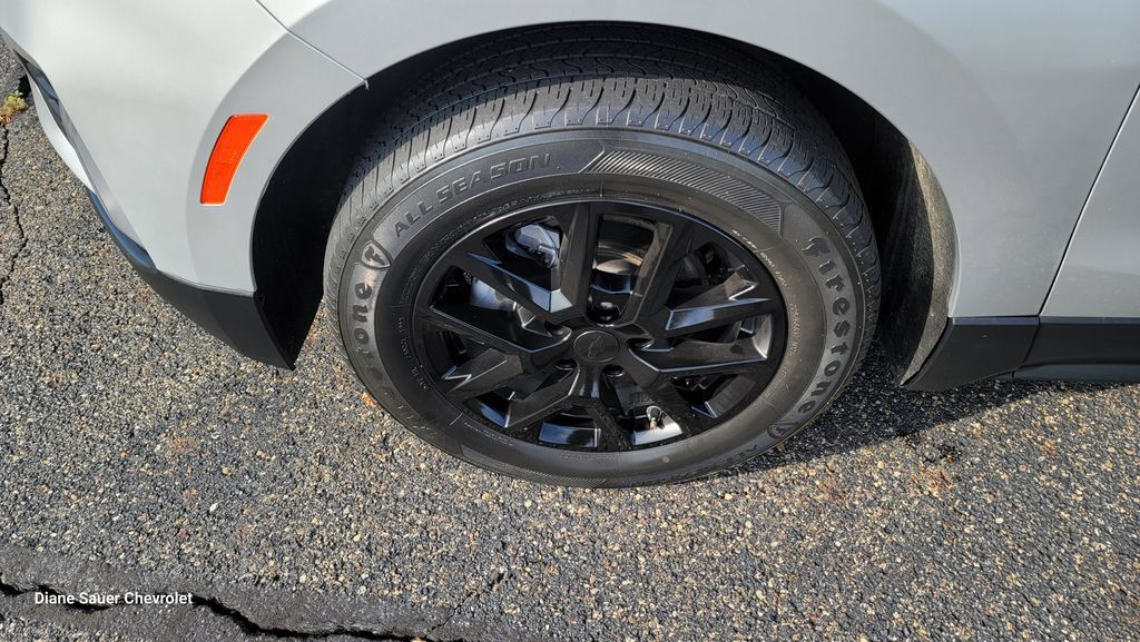 Used 2022 Chevrolet Equinox LT AWD/4WD image 6