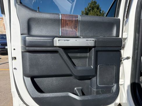 Used 2017 Ford F350 Platinum w/ Platinum Ultimate Package image 18