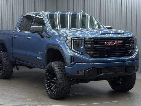 Used 2026 GMC Sierra 1500 Elevation AWD/4WD image 7