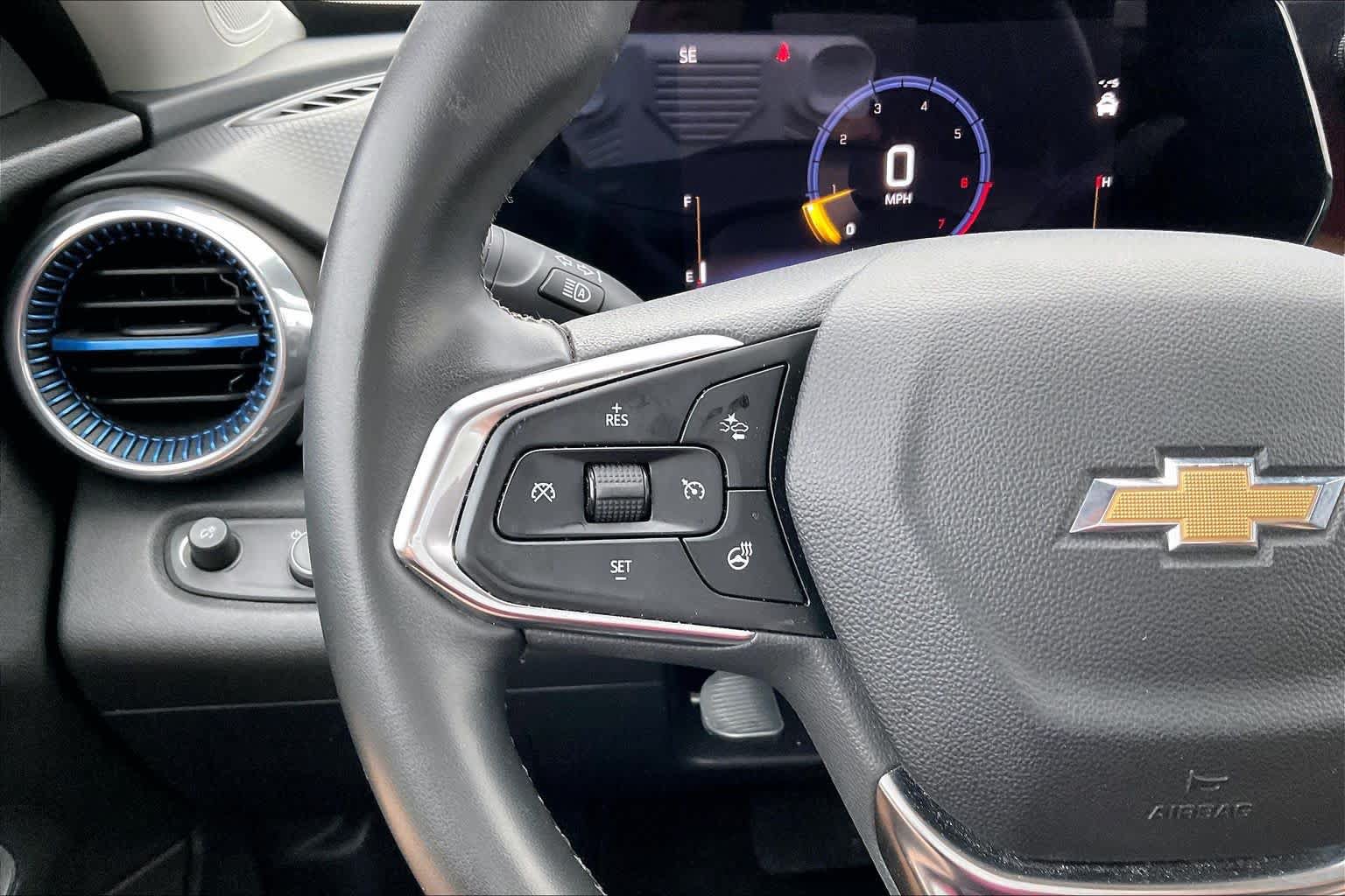 Used 2024 Chevrolet Trax LT w/ Driver Confidence Package FWD image 22