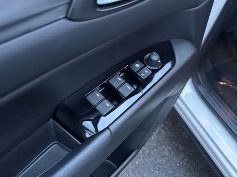 Certified 2025 MAZDA CX-5 AWD 2.5 S w/ Select Package image 11