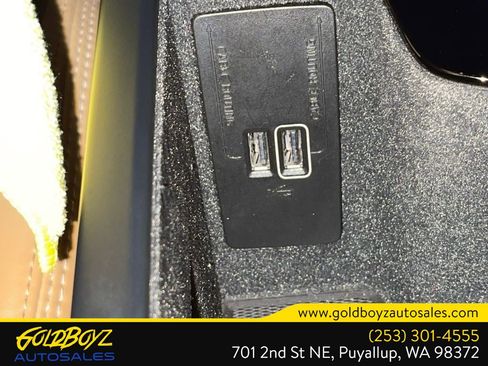 Used 2018 Volvo XC90 T8 Inscription w/ Convenience Package image 44