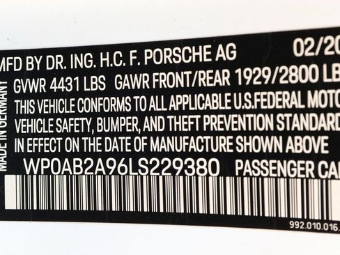 Used 2020 Porsche 911 Carrera 4S AWD/4WD image 11