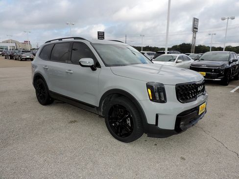 Used 2024 Kia Telluride SX Prestige X-Line AWD/4WD image 3