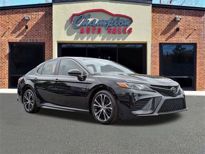 Used 2018 Toyota Camry XLE