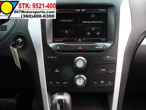 Used 2015 Ford Explorer XLT w/ Equipment Group 202A AWD/4WD image 19