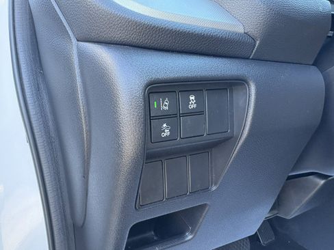 Used 2020 Honda CR-V LX image 14