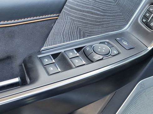 Certified 2023 Ford F250 Platinum image 17