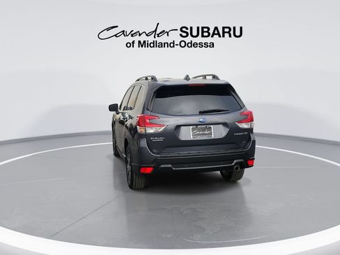 Used 2024 Subaru Forester Limited AWD/4WD image 6