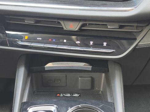 Used 2024 Buick Envision Preferred AWD/4WD image 8