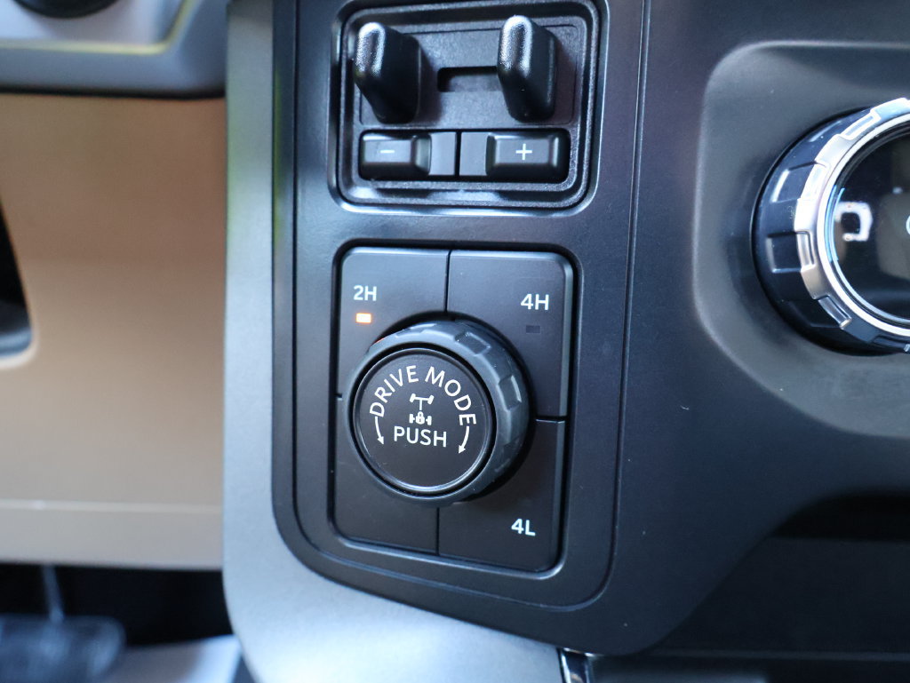 Used 2022 Ford F150 XLT w/ Equipment Group 301A Mid AWD/4WD image 20