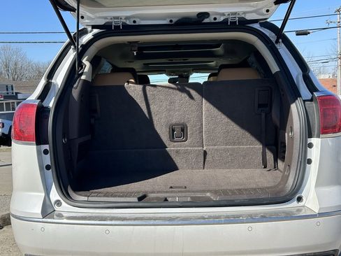 Used 2017 Buick Enclave Premium w/ Experience Buick Package image 8