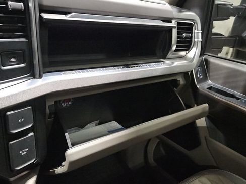 Used 2026 Ford F450 Platinum w/ Platinum Plus Package AWD/4WD image 33