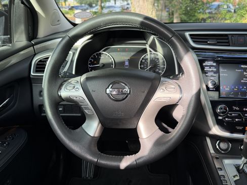 Used 2017 Nissan Murano Platinum w/ Platinum Technology Package FWD image 34