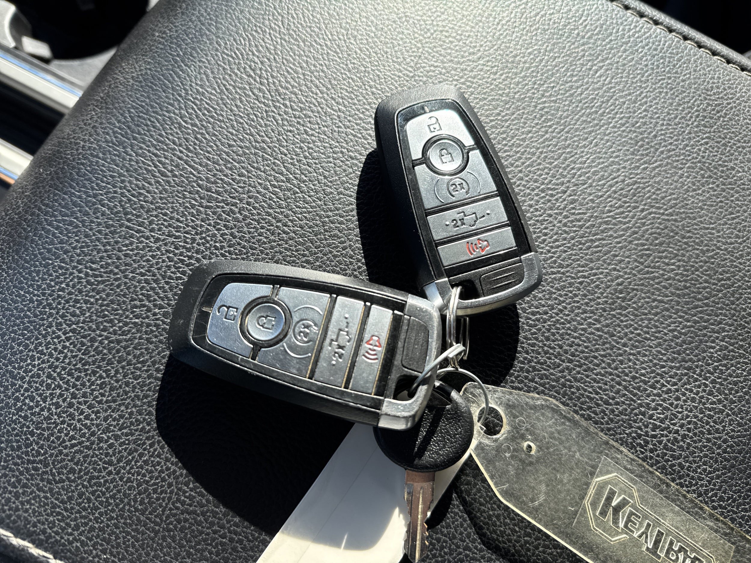 Used 2019 Ford F150 Lariat w/ Equipment Group 502A Luxury AWD/4WD image 39