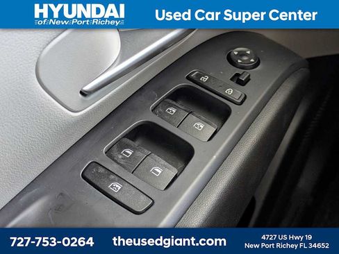Certified 2023 Hyundai Tucson SEL FWD image 28