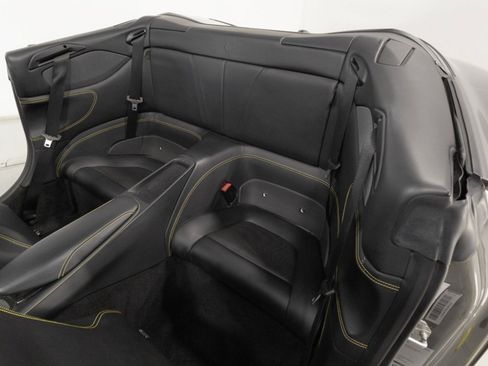 Used 2020 Ferrari Portofino RWD image 44