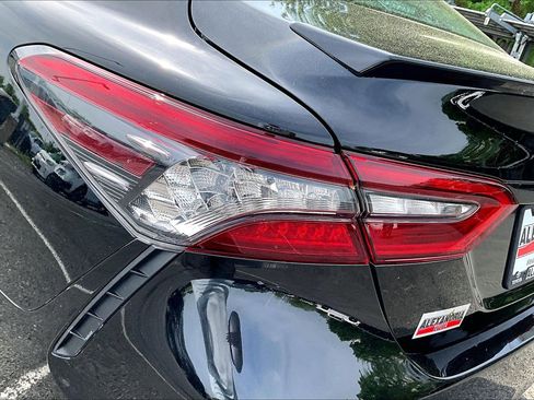 Used 2023 Toyota Camry XSE image 27