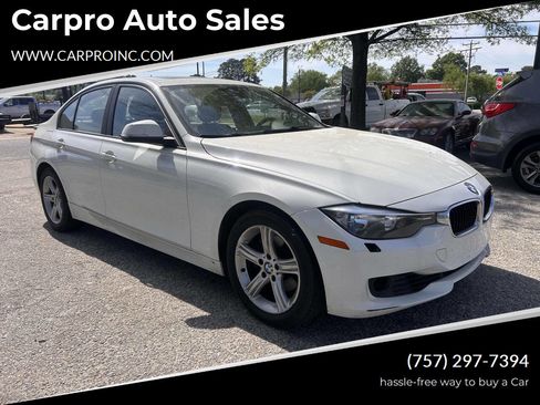 Used 2013 BMW 328i xDrive Sedan AWD/4WD image 1