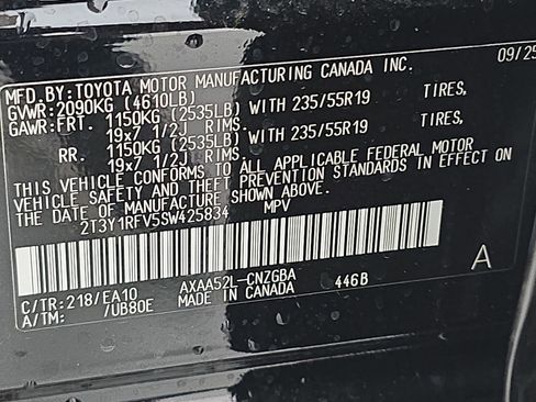 Used 2025 Toyota RAV4 Limited image 36