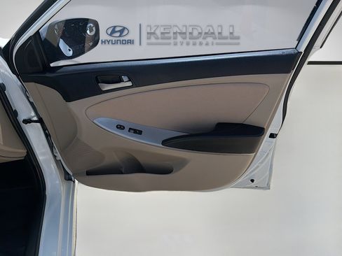 Used 2017 Hyundai Accent SE image 29