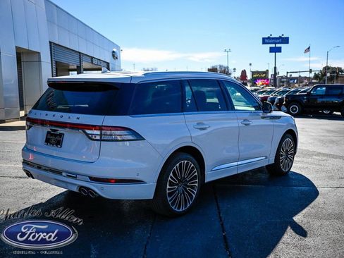 Used 2023 Lincoln Aviator Black Label image 7
