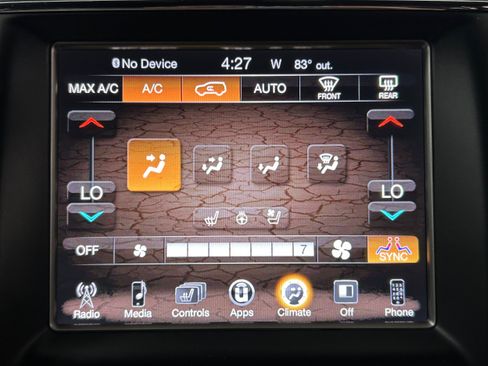 Used 2017 Jeep Grand Cherokee Trailhawk AWD/4WD image 8