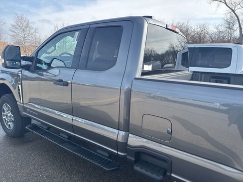 New 2025 Ford F250 XLT w/ FX4 Off-Road Package image 23