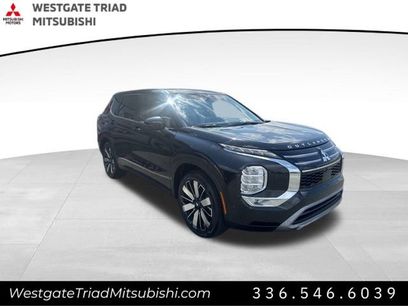 New 2025 Mitsubishi Outlander SE