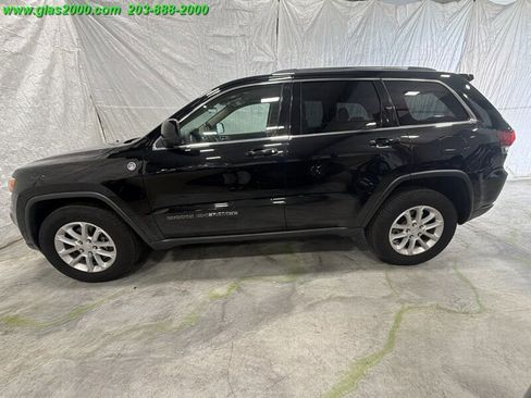 Used 2021 Jeep Grand Cherokee Laredo AWD/4WD image 13