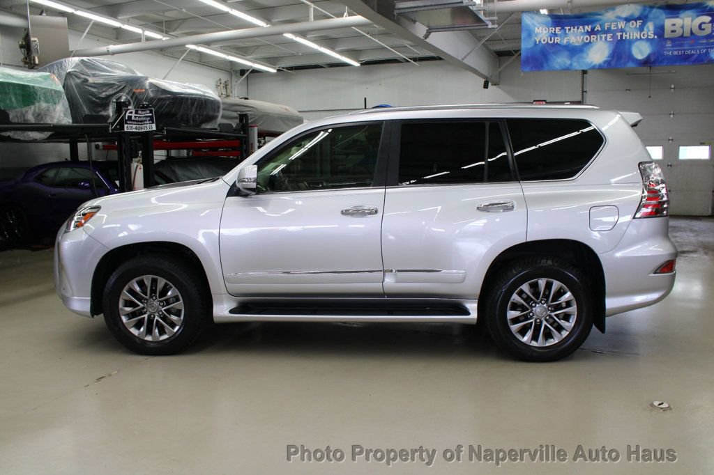 Used 2015 Lexus GX 460 Luxury w/ Preferred Accessory Package AWD/4WD image 4