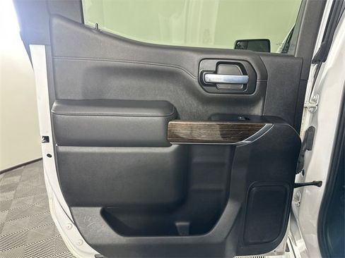 Used 2019 GMC Sierra 1500 SLE w/ SLE Value Package image 11