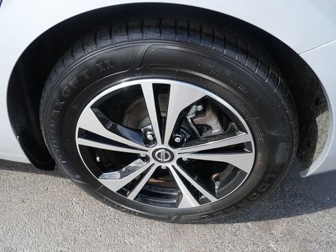 Used 2022 Nissan Sentra SV image 36