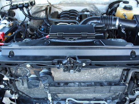 Used 2013 Ford F150 XLT w/ Trailer Tow Pkg image 29