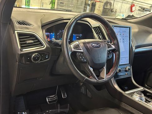 Certified 2023 Ford Edge ST-Line w/ Cargo Accessory Package AWD/4WD image 32