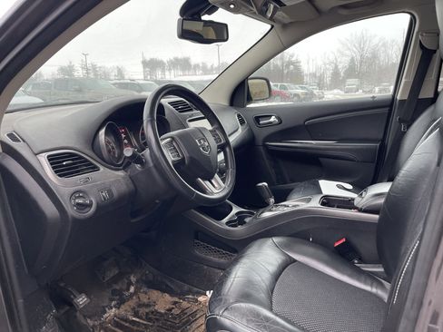 Used 2014 Dodge Journey Crossroad w/ Flexible Seating Group image 10