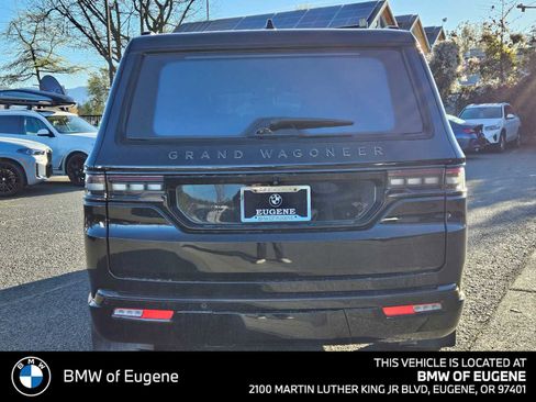 Used 2024 Jeep Grand Wagoneer Series III w/ Rear Seat Video Group 1 image 4