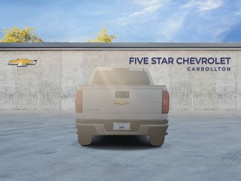 Used 2019 Chevrolet Colorado W/T w/ WT Convenience Package RWD image 7