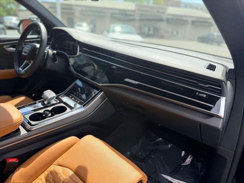 Used 2024 Audi RS Q8 AWD/4WD image 23