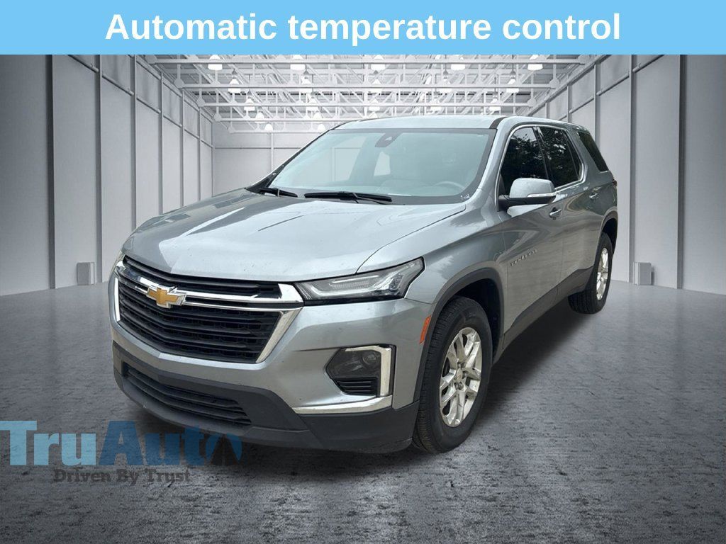 Used 2024 Chevrolet Traverse LS w/ Safety Package FWD image 3