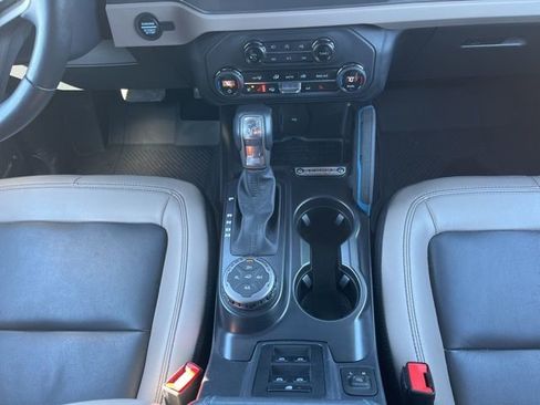 Used 2024 Ford Bronco Wildtrak image 26