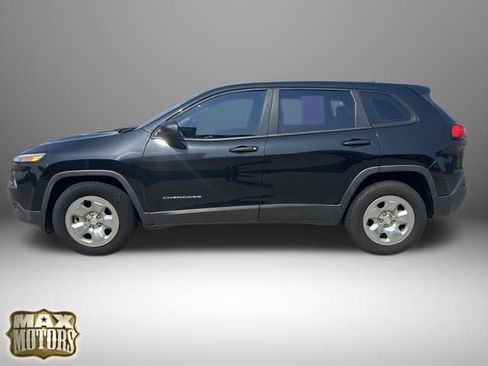 Used 2014 Jeep Cherokee Sport FWD image 4