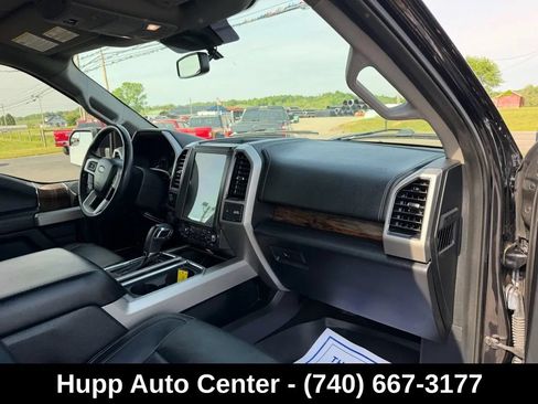 Used 2019 Ford F150 Lariat w/ Trailer Tow Package AWD/4WD image 12