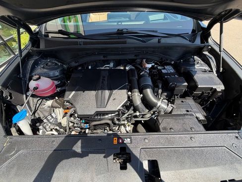 Used 2023 Hyundai Santa Fe Calligraphy AWD/4WD image 7