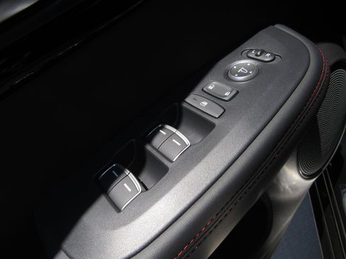 Certified 2025 Acura ADX A-Spec image 25