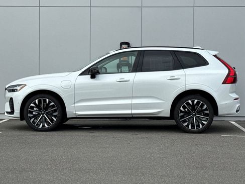 New 2026 Volvo XC60 T8 Ultra w/ Protection Package Premier AWD/4WD image 2