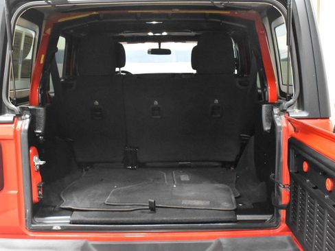 Used 2020 Jeep Wrangler Unlimited Sport AWD/4WD image 25