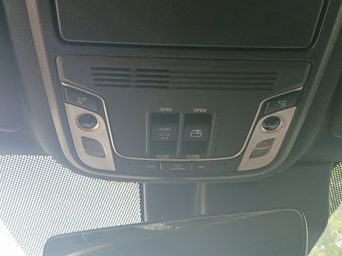 Used 2023 Honda Ridgeline Black Edition image 26