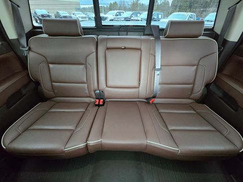 Used 2018 Chevrolet Silverado 1500 High Country image 44